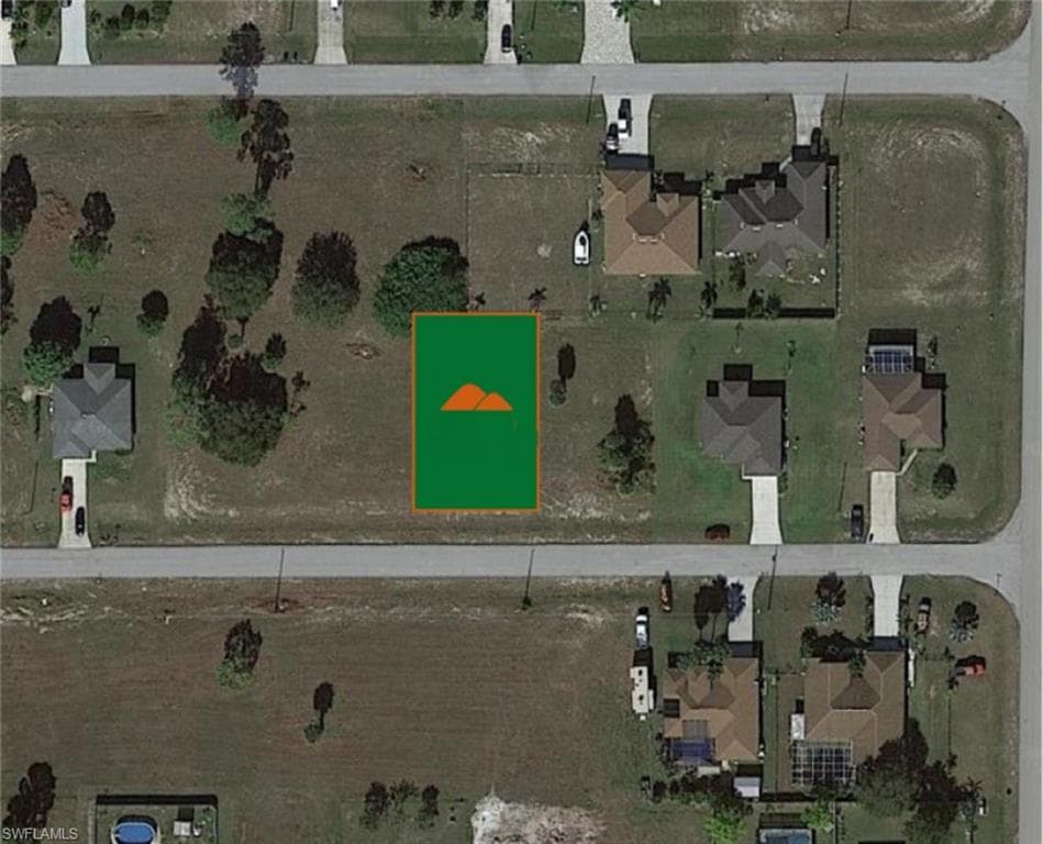 1617 27th TER CAPE CORAL, FL 33993