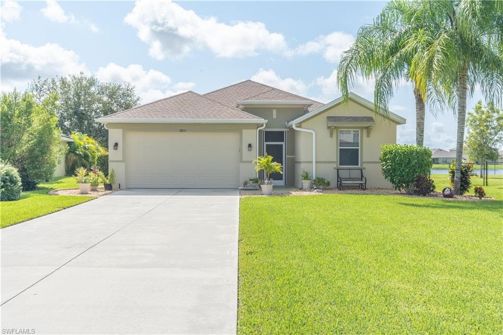 18112 Horizon View BLVD LEHIGH ACRES, FL 33972