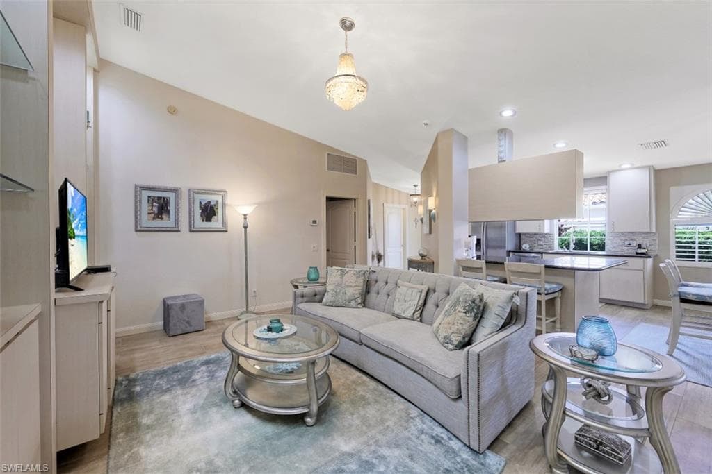 3551 El Verdado CT NAPLES, FL 34109