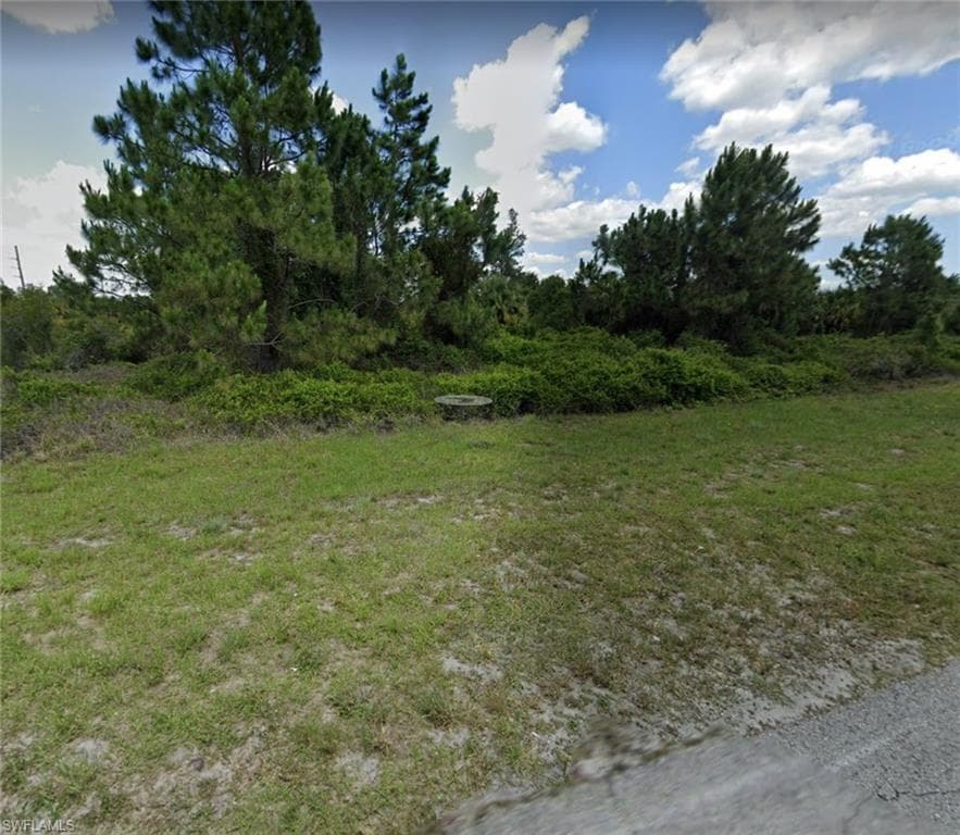 805 Nimitz BLVD LEHIGH ACRES, FL 33974