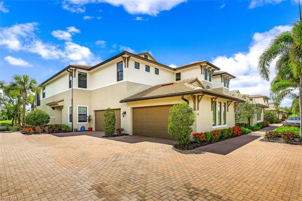 2149 Frangipani CIR 6-101 NAPLES, FL 34120
