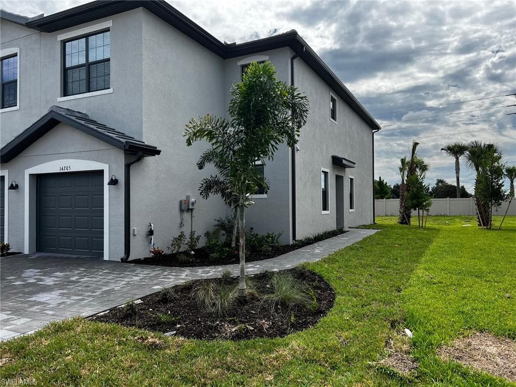 14205 Pine Lodge LN FORT MYERS, FL 33913