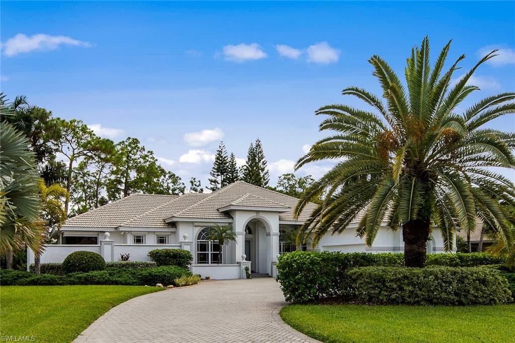 20251 Puma TRL ESTERO, FL 33928