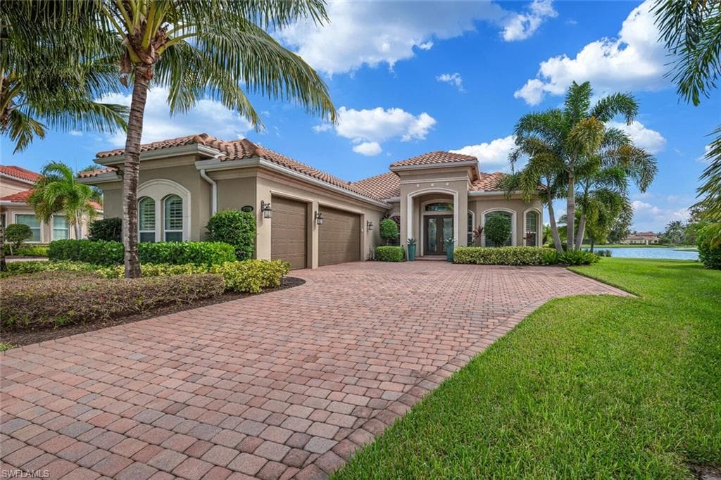 9390 Nicolo CT NAPLES, FL 34114