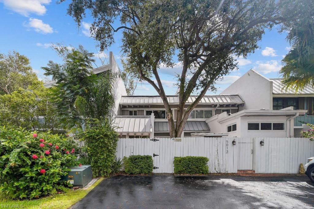5009 SW 71st PL MIAMI, FL 33155