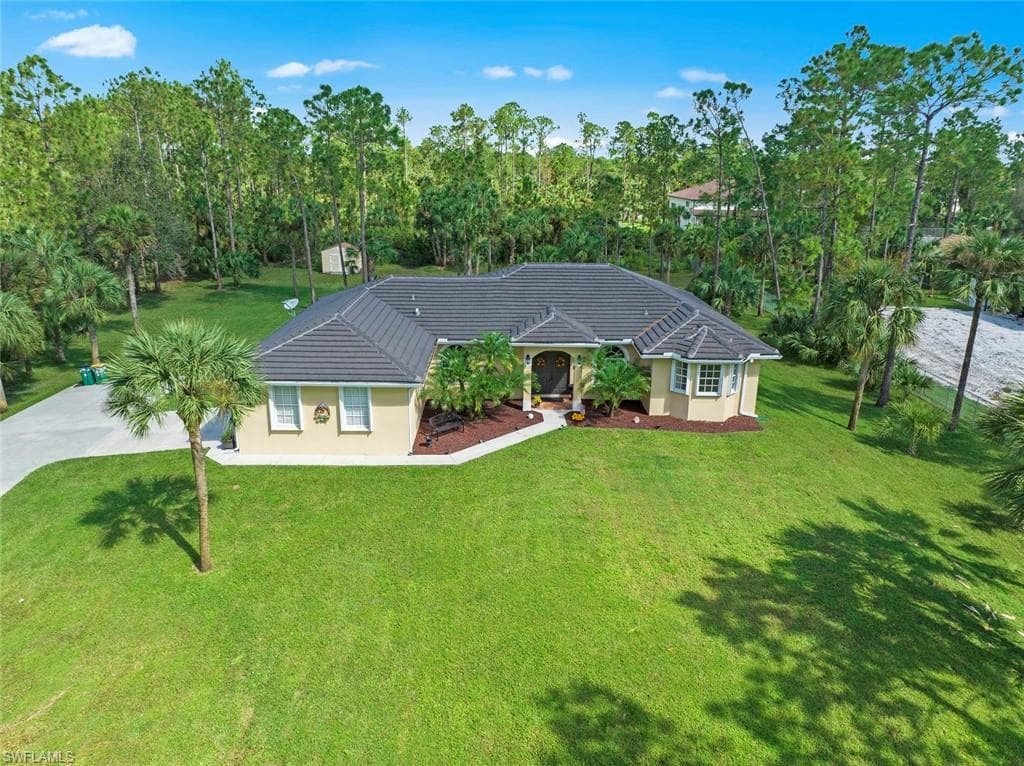2611 8TH AVE NE NAPLES, FL 34120
