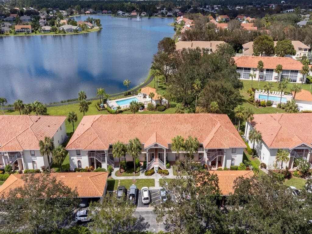 529 Mardel DR 306 NAPLES, FL 34104