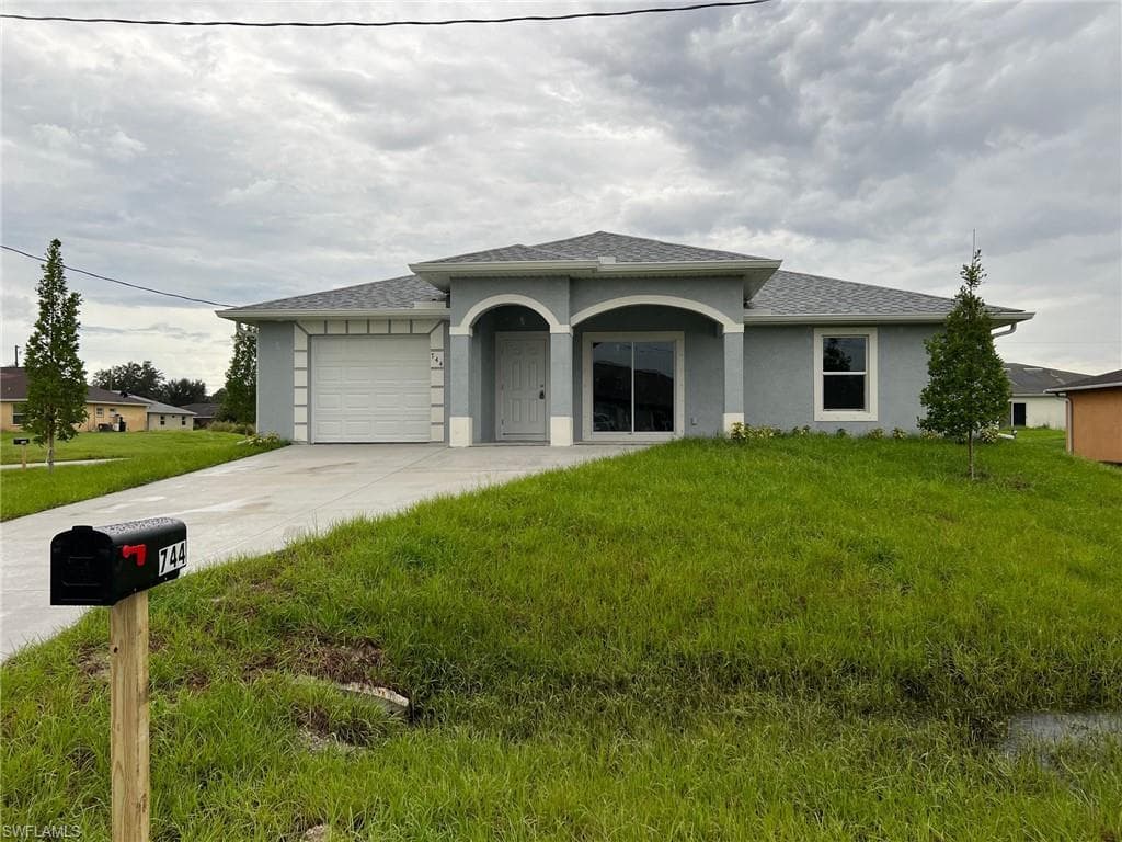 744 Homer AVE S LEHIGH ACRES, FL 33973