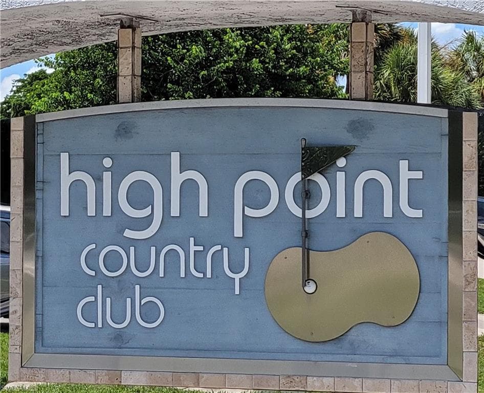 21 High Point CIR W 609 NAPLES, FL 34103