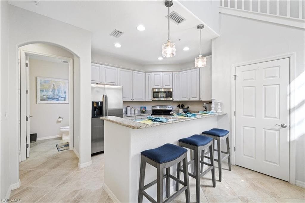 8997 Cambria CIR 20-1 NAPLES, FL 34113