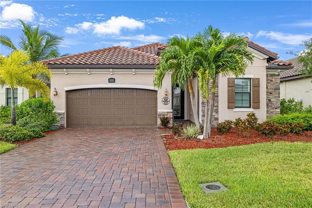 28052 Edenderry CT BONITA SPRINGS, FL 34135