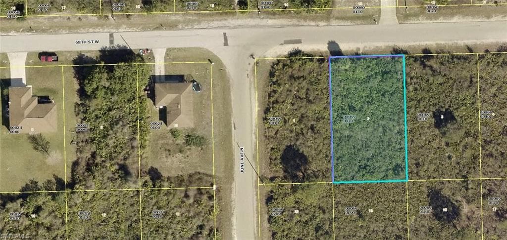 2805 68th ST W LEHIGH ACRES, FL 33971