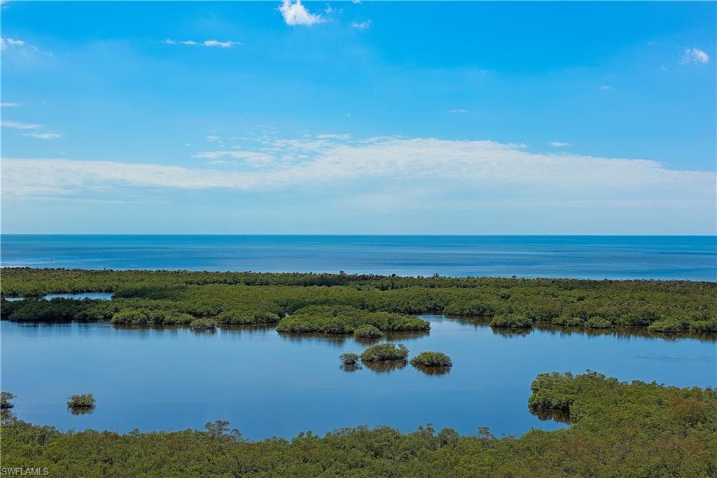 1001 Arbor Lake DR 501 NAPLES, FL 34110
