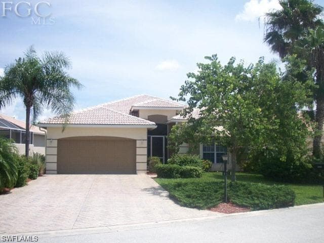 8062 Glen Abbey CIR FORT MYERS, FL 33912