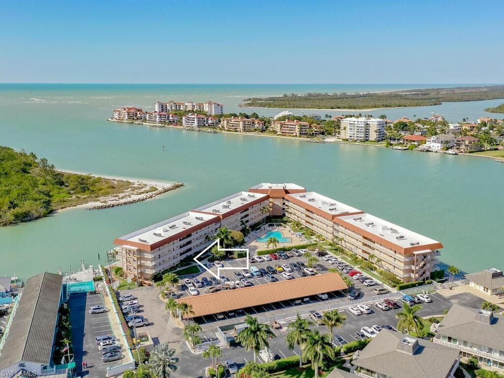1208 Edington PL E102 MARCO ISLAND, FL 34145