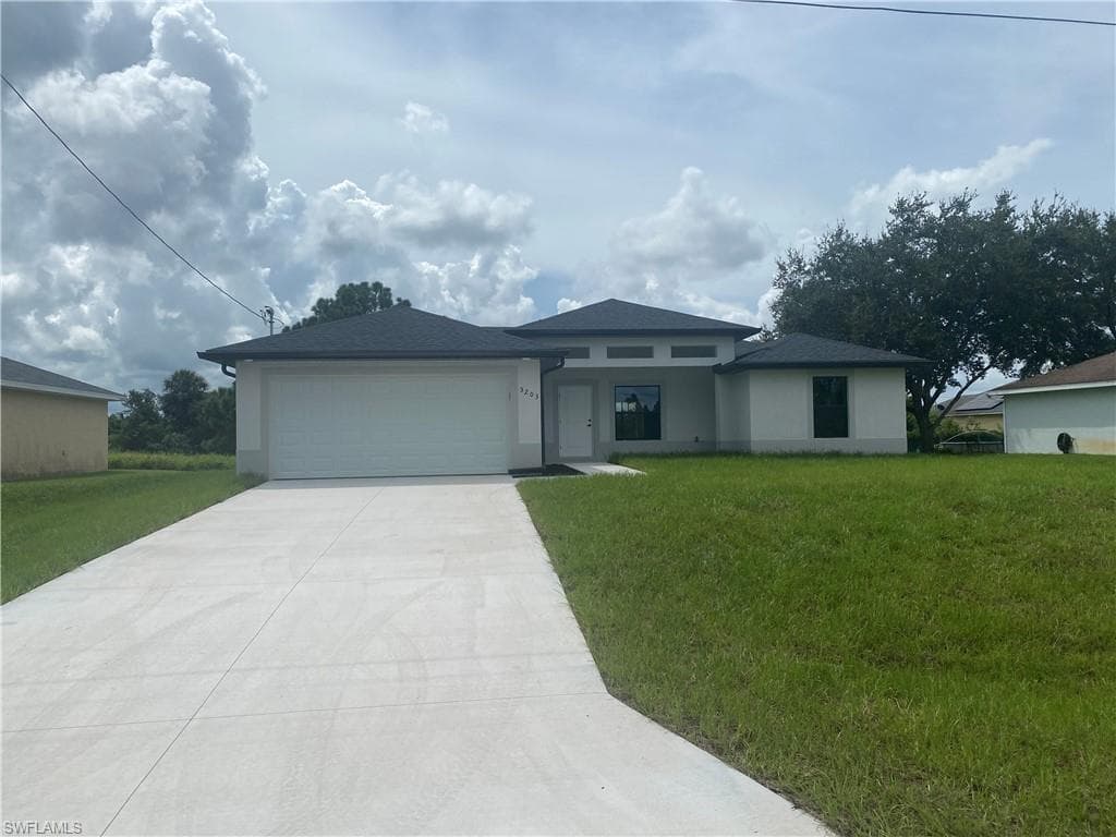 3100 35th ST W LEHIGH ACRES, FL 33971