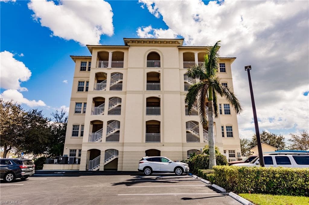 886 Park AVE 502 MARCO ISLAND, FL 34145