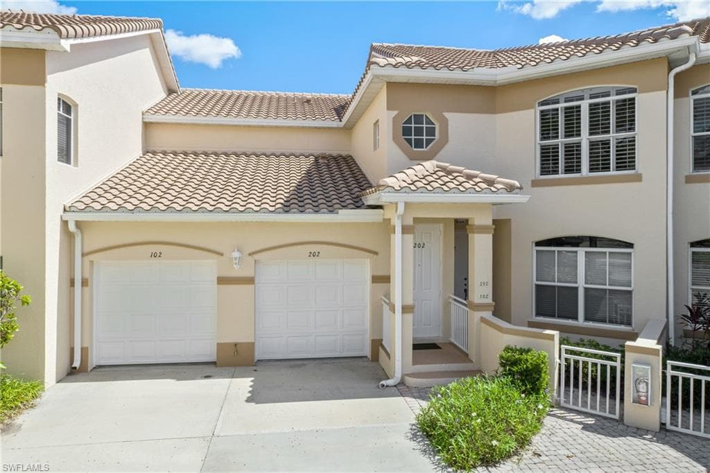 9070 Palmas Grandes BLVD 202 BONITA SPRINGS, FL 34135