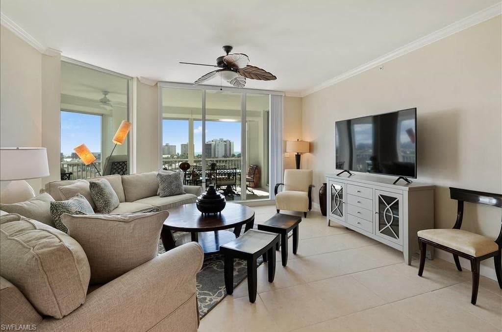 300 Dunes BLVD 602 NAPLES, FL 34110