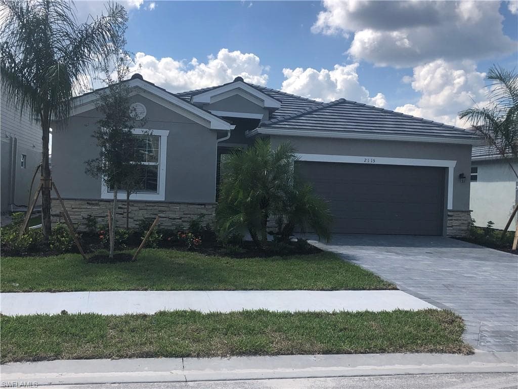 2115 Hamlin ST NAPLES, FL 34120