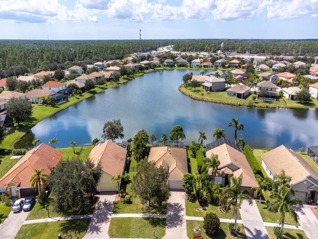 2839 Orange Grove TRL NAPLES, FL 34120