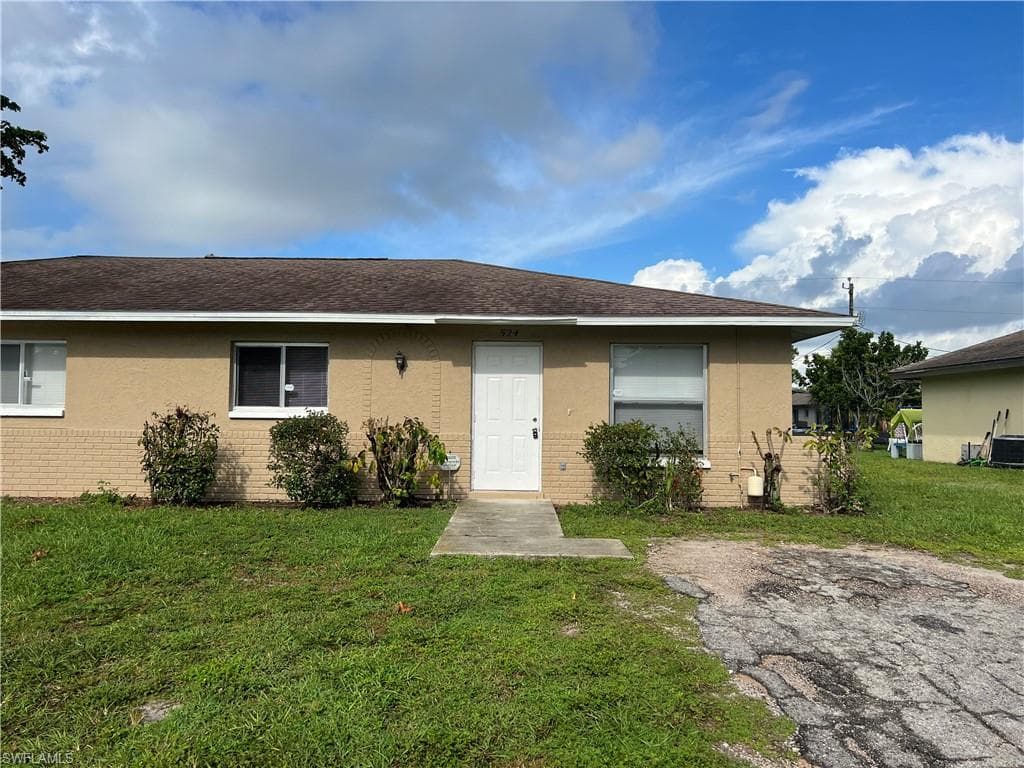 524-526 SE 24th AVE CAPE CORAL, FL 33990