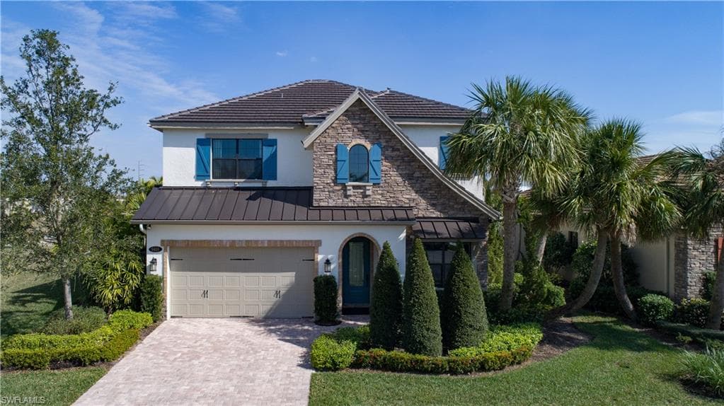 9418 Greenleigh CT NAPLES, FL 34120