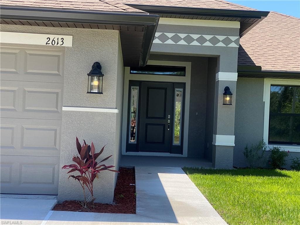 2613 41st ST W LEHIGH ACRES, FL 33971