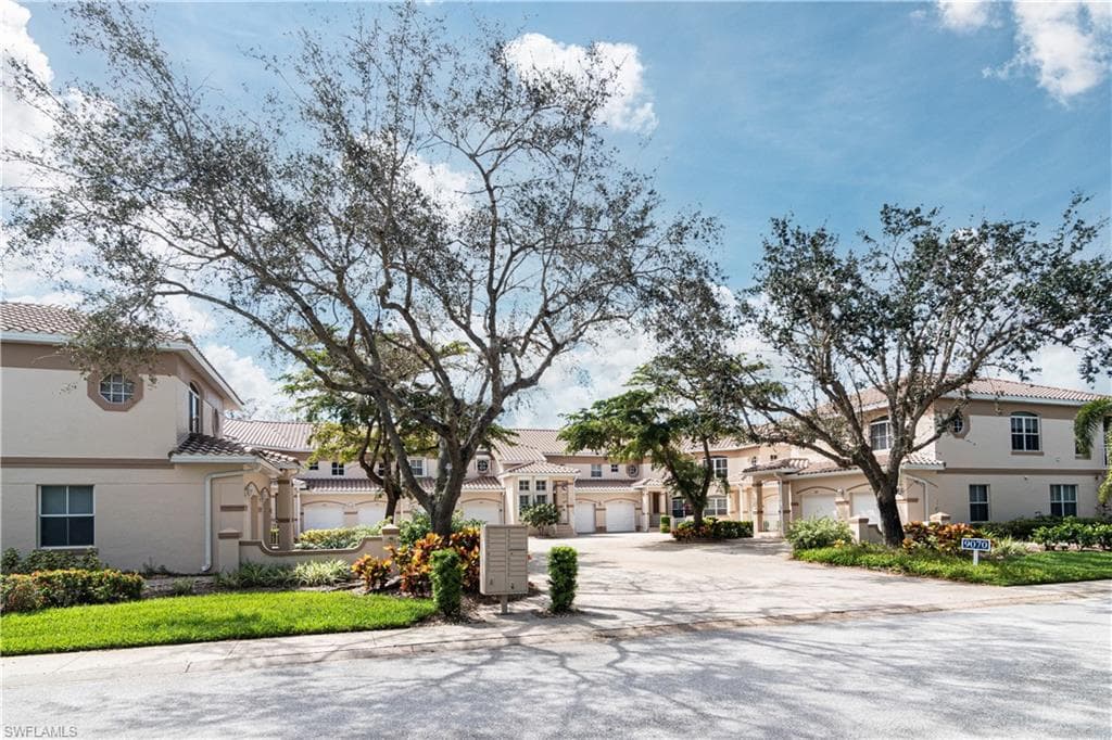 9070 Palmas Grandes BLVD 203 BONITA SPRINGS, FL 34135