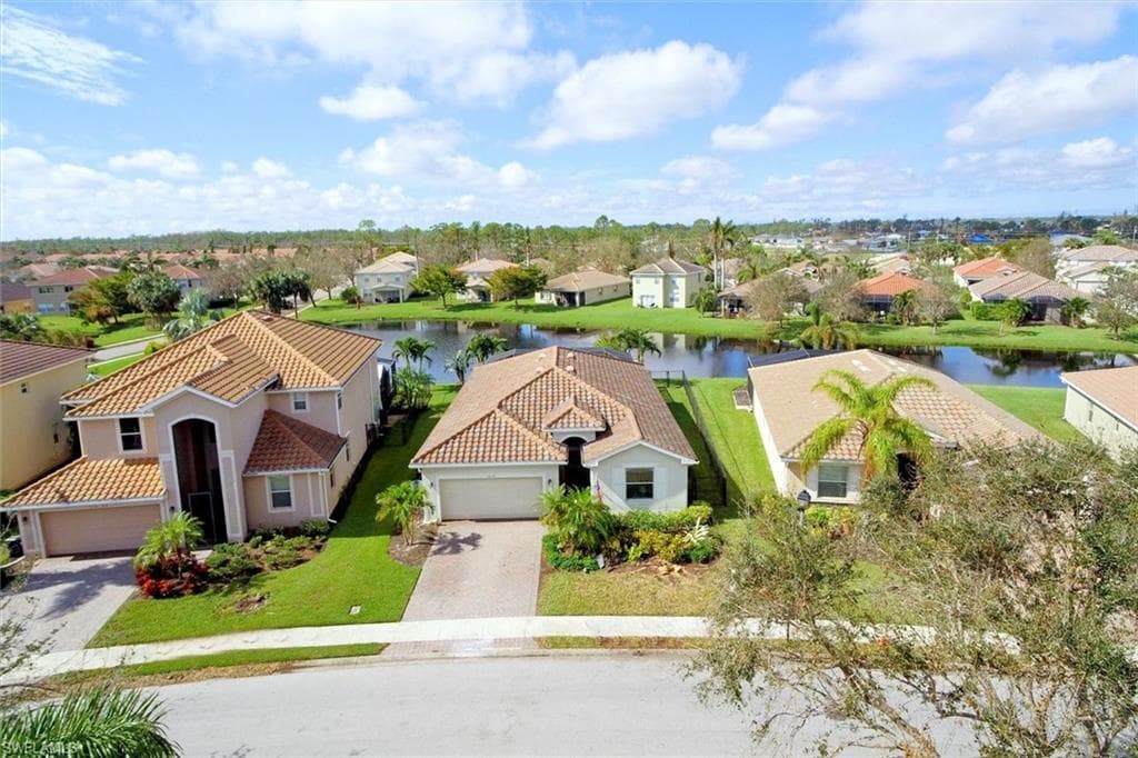 3454 Malagrotta CIR CAPE CORAL, FL 33909