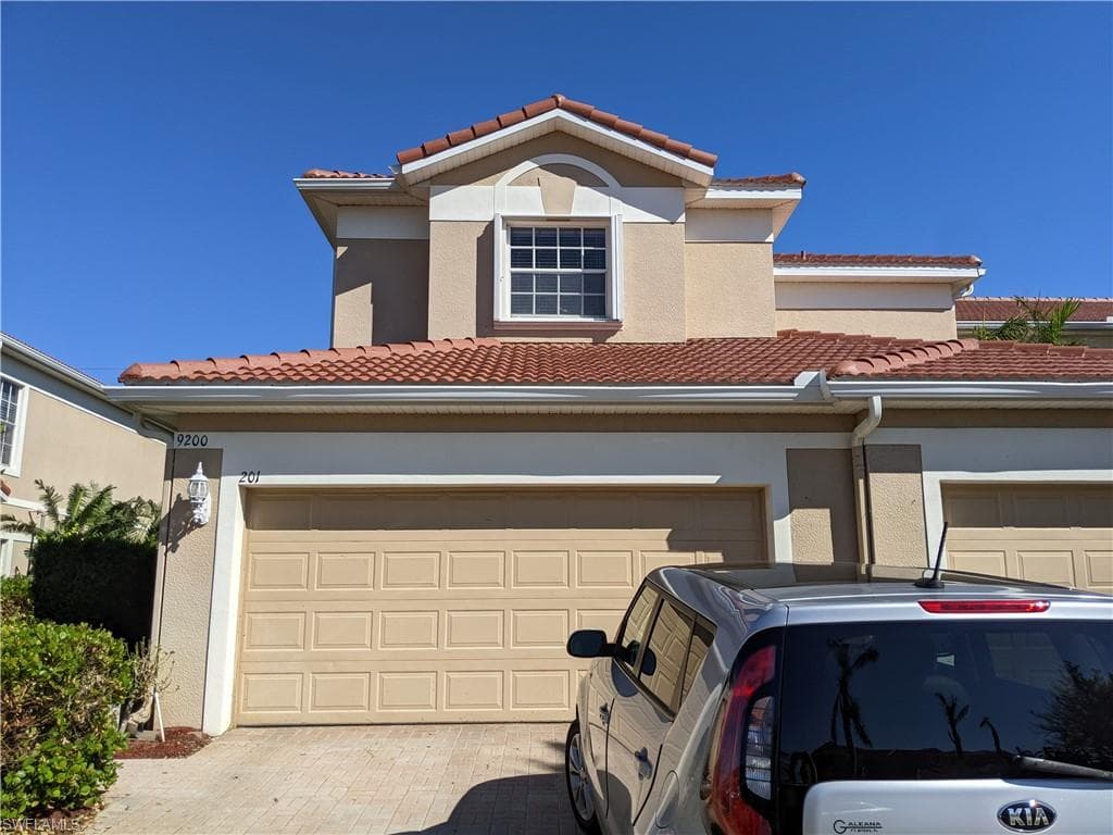 9200 Belleza WAY 201 FORT MYERS, FL 33908