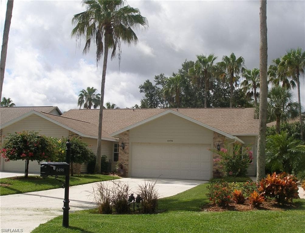 6496 Ilex CIR NAPLES, FL 34109