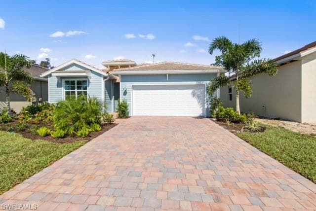 291 Tamarindo LN NAPLES, FL 34114