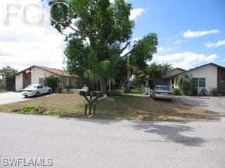718 SE 46th LN 103 CAPE CORAL, FL 33904