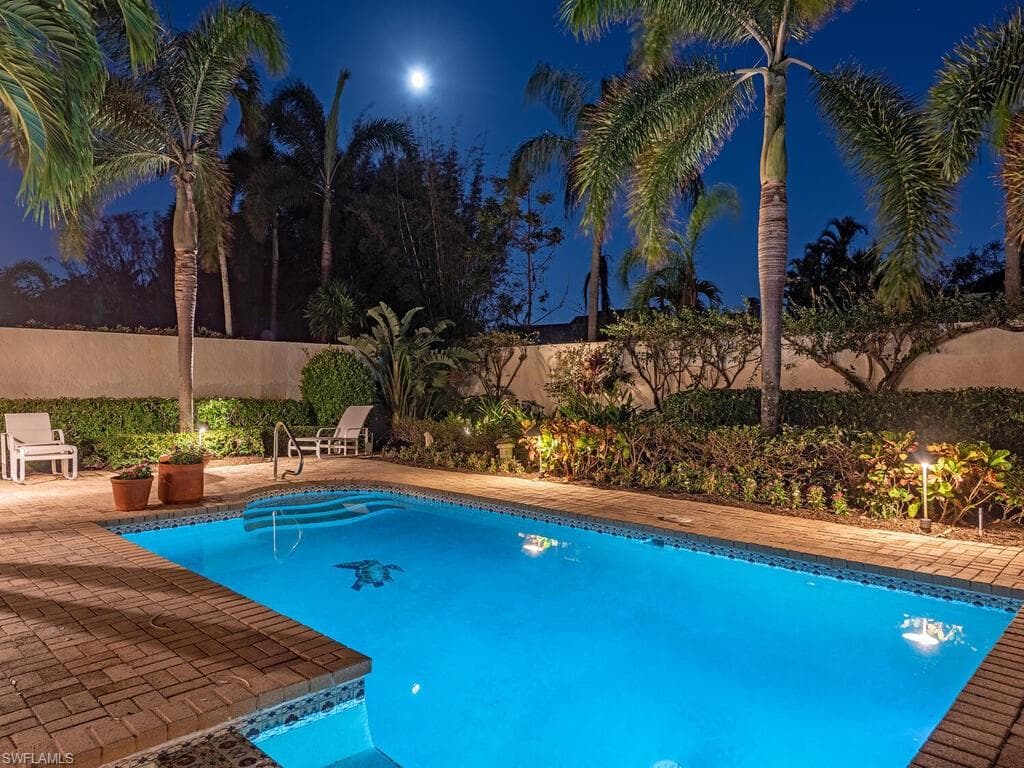 9 Las Brisas WAY NAPLES, FL 34108