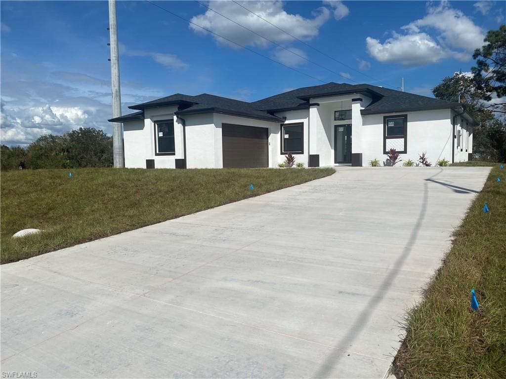 51 Terry AVE S LEHIGH ACRES, FL 33976