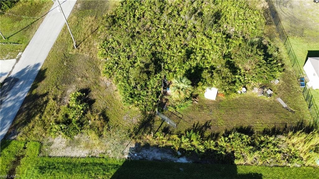 2604 23rd ST W LEHIGH ACRES, FL 33971