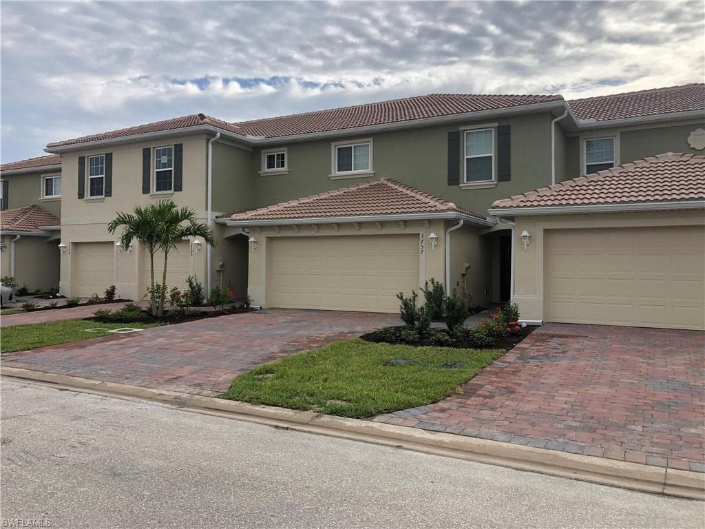 3757 Crofton CT FORT MYERS, FL 33916