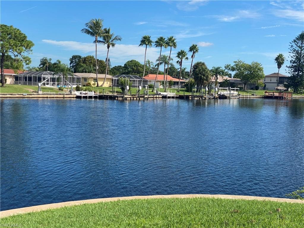 4500 SE 5th PL 105 CAPE CORAL, FL 33904