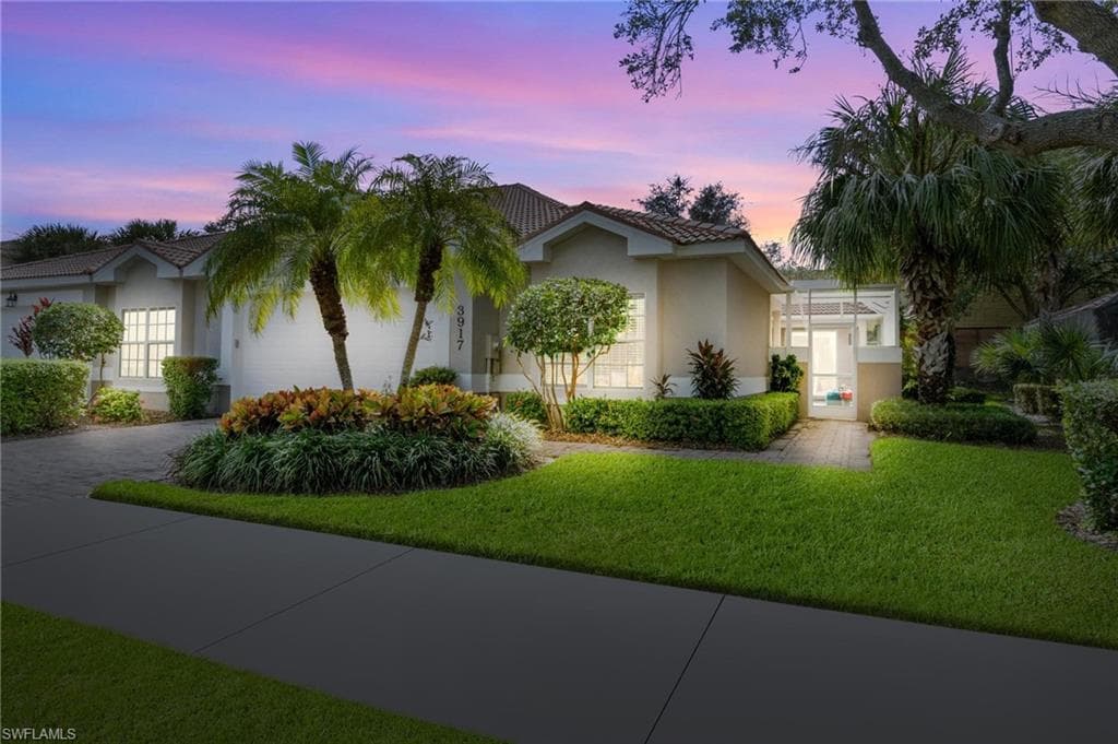 3917 Recreation LN NAPLES, FL 34116