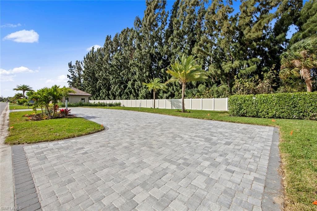 13148 Golden Palms CIR FORT MYERS, FL 33913