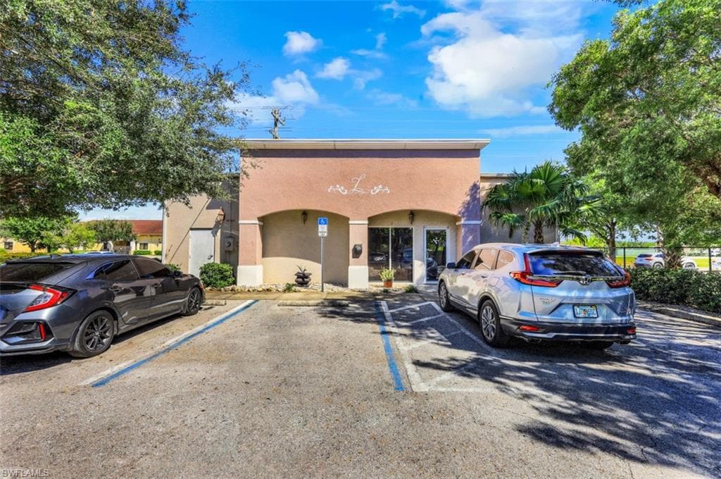 115 1st ST IMMOKALEE, FL 34142