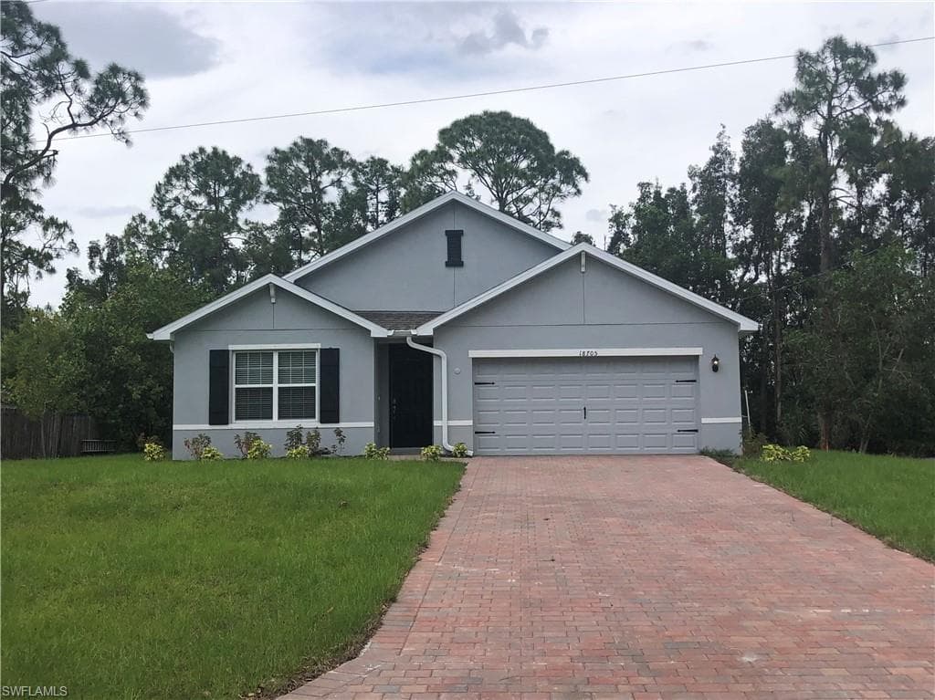 18705 Spruce DR W FORT MYERS, FL 33967