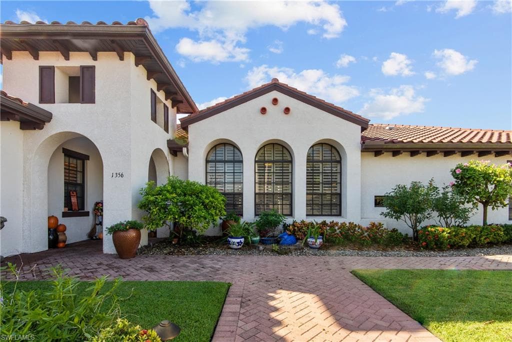 1356 Bougainvillea ST FORT MYERS, FL 33901
