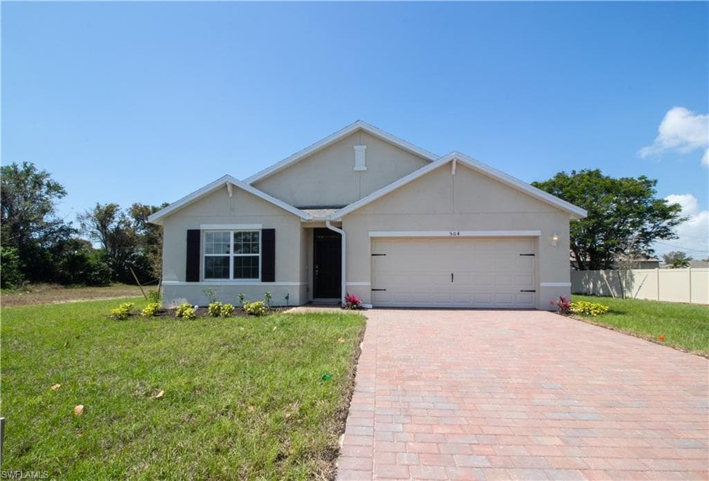 610 7th ST CAPE CORAL, FL 33993