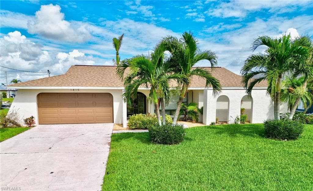 1815 SE 37th TER CAPE CORAL, FL 33904