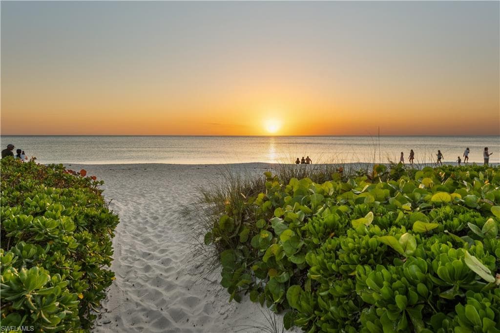 1666 Rainbow CT MARCO ISLAND, FL 34145