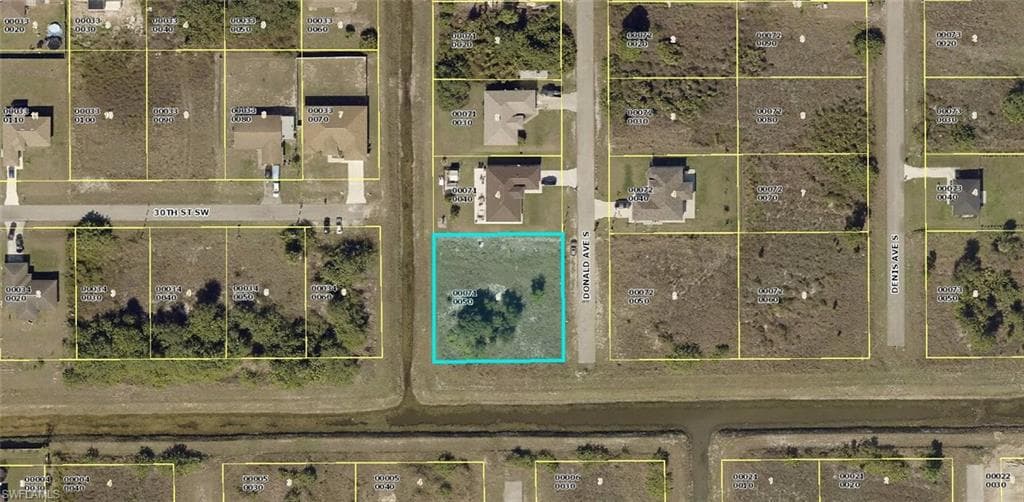 2908 Donald AVE S LEHIGH ACRES, FL 33976