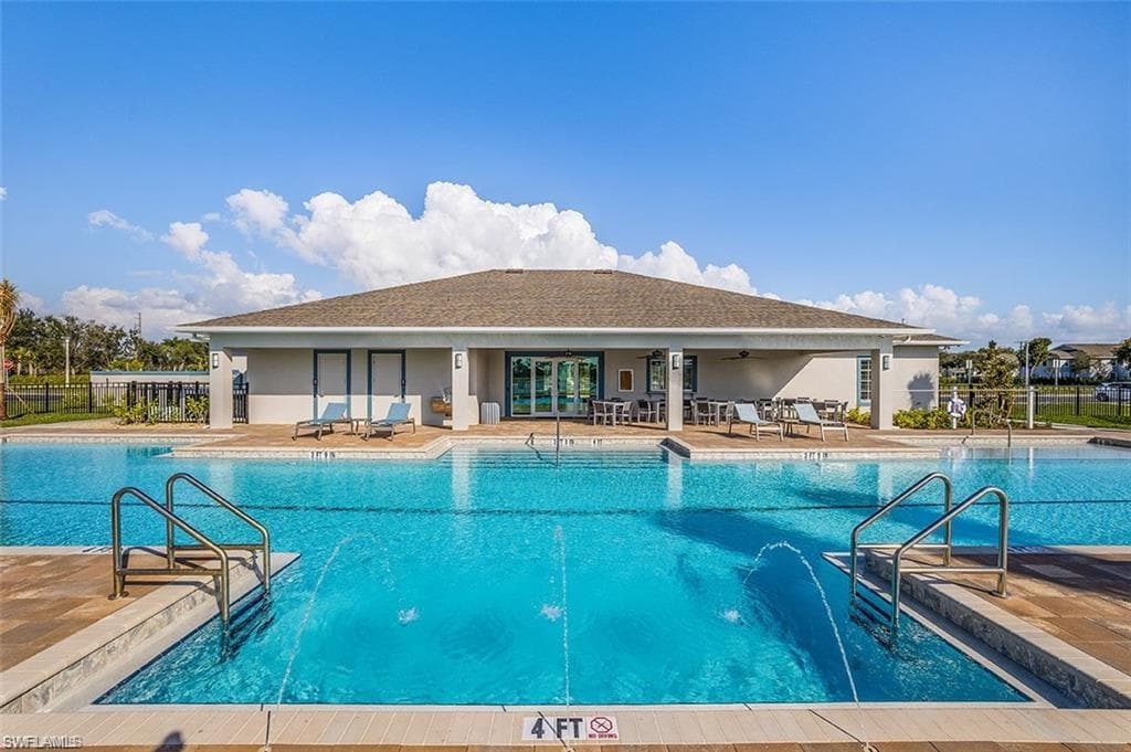 15527 Wildflower CIR NAPLES, FL 34119