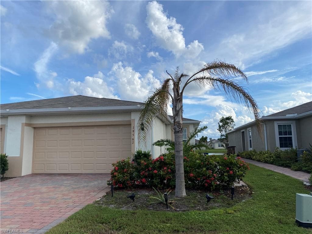 19567 Galleon Point DR LEHIGH ACRES, FL 33936